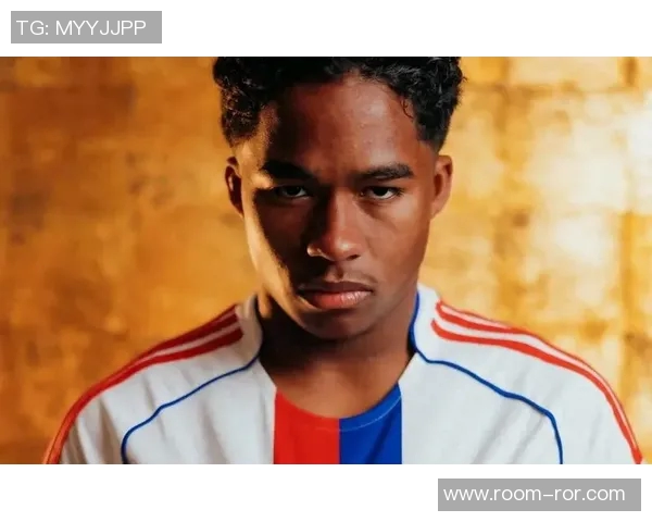 里昂失利恩德里克表现平平两次射门一记助攻评分仅为六点五